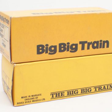 Big Big Train RV258 2 logos 1