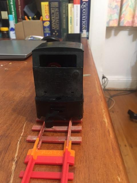Cab end leading